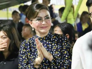 Luar Biasa, Sosok Tetty Paruntu Terus Menginspirasi. Ajak Makan Anak Buah, Ternyata Dianya Lagi Puasa.