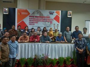 Ketua dan Sekretariat Bawaslu Minsel Hadiri Rakor SDM