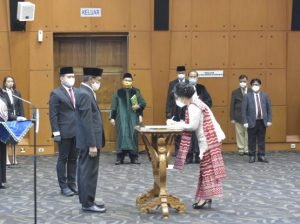 Kemendikbud RI Lantik Rektor Unima Deitje Katuuk