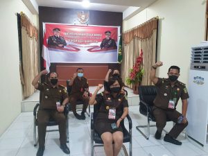 Kejari Minut Widyastuti dan Jajaran Ikut Rakernas Via Daring Dengan Kejagung RI