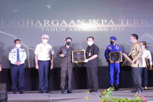 Kajati Sulut Terima Penghargaan Terbaik ke-II Kategori Pagu DIPA Sedang