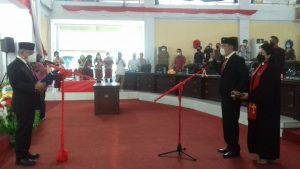Paripurna DPRD Minut, Dalam Rangka Pengambilan Janji PAW Anggota Dewan