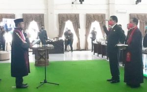 Jonru Resmi jadi Ketua DPRD Kota Tomohon