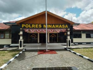 Beli Kendaraan R4 untuk Angkutan Sampah, Kumtua di Minahasa ‘Pasiar’ ke Polres
