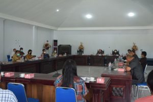 Terkait Pemecatan 11 THL, Komisi I DPRD Sangihe Gelar RDP