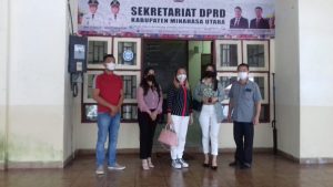 Sekwan DPRD Minut Jossy Kawengian Menerima Kunjungan Kerja DPRD Kota Manado
