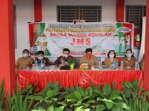 Tim Penkum dan Humas Kejati Sulut laksanakan Penyuluhan dan Penerangan Hukum JMS di SMA Negeri 3 Bitung