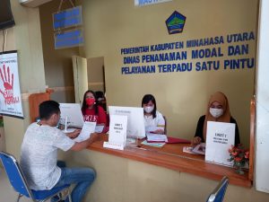 Hindari Pungli, DPMPTSP Minut Ajak Masyarakat Urus Perizinan Tanpa Perantara