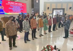 Ketua Umum PWI Atal Depari Lantik Pengurus PWI Sulut Periode 2021-2026