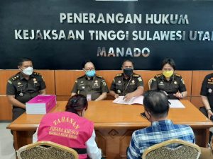 Mantan Bupati Minut VAP Diserahkan ke Penuntut Umum Beserta Barang Bukti