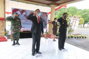 Walikota Senduk Ikuti Peringatan HUT Bhayangkara ke-75 yang Dipimpin Jokowi dan Digelar Virtual.