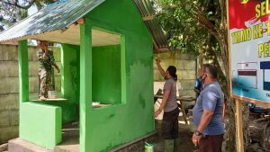 Pembangunan Poskamling Tahap Finishing
