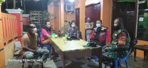 Kompak, Bhabinkamtibmas dan Babinsa di Pateten Tiga Intens Sosialisasi Protokol Kesehatan