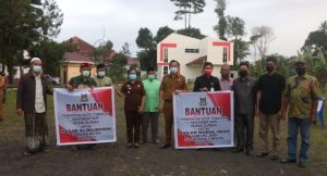 Sinergitas dengan Pemprov Sulut, Pemkot Tomohon Serahkan Hewan Kurban