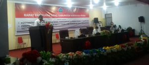 Rapat Paripurna  DPRD Minut Masa Persidangan III Tahun 2021 Terkait Usulan