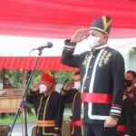 Wawali Wenny Lumentut Pimpin Upacara Hari Guru Nasional