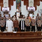 AKBP Arian Primadanu Colibrito Gelar Natal Bersama Jajaran Polres Tomohon di Gereja Gmim Imanuel Walian