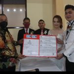 Wakil Walikota Wenny Lumentut Jadi Pencatat Nikah Cleave dan Claudia
