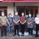 Walikota Bersama Ketua TP PKK Kota Tomohon Hadiri Peresmian Bedah Rumah