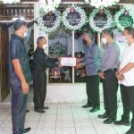 FDW-PYR Melayat dan Serahkan Dana Duka di Desa Matani