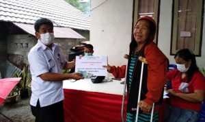 Desa Tombatu Tiga Timur, Realisasikan BLT Dana Desa Kepada 47 KPM