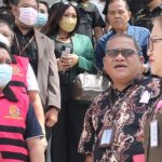 Kejati Sulut Menerima Tiga Tersangka Kasus Korupsi Dana Covid-19 Minut