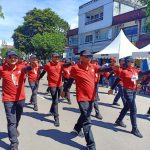 Pimpin Barisan Gerak Jalan, Rudy Theno Jadi Perhatian Warga Bitung