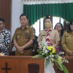 Walikota Carrol Senduk Bersama Ketua TP-PKK Tomohon Hadiri Ibadah Pemakaman Korban Tanah Longsor Almarhumah Magdalena Palit