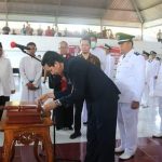Disaksikan Gubernur OD, Bupati FDW Lantik 42 Hukum Tua di Minsel