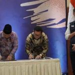 Bupati Joune Ganda Lakukan Penandatanganan Bast dan Naskah Hibah Atas BMN