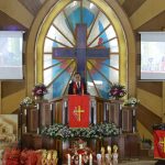 Khadim Pnt Caroll Senduk Pimpin Ibadah Hari Pentakosta