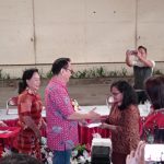 Wali Kota Senduk Serahkan Insentif Kader KB, Manengkey Harap Terus Menopang Program Pemkot Tomohon