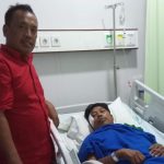 Peduli dan Perhatian Warganya, Kumtua Gangga 1 Moses Corneles Besuk Warganya yang Sakit.