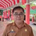 Ketua Panitia HUT RI Ke-78 Umbase Mayuntu Himbau ASN Jadi Contoh Masyarakat Memasang Bendera Merah Putih