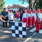 Meriakan HUT Ke-78 Kemerdekaan RI Bupati Joune Ganda Lepas Peserta Gerak Jalan