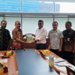 Pj Wali Kota Asripan Nani Serahkan Proposal Usulan Pembangunan Sejumlah Infrastruktur ke Kementerian PUPR