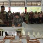 Tamuntuan Pimpin Apel Kerja Perdana Tahun 2024