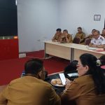 Dipimpin Mendagri RI,Pj Bupati Kumendong Ikuti Rakor Via Zoom, Terkait Pengendalian Inflasi Dan HBKN 