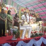 Hadiri HUT ke-77 Desa Ampreng Langoan,Bupati Kumendong Apresiasi Sambutan Hukum Tua Berdialek Daerah Tonteboan.