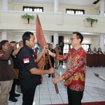 Selalu Ketua P/KB GMIM Rayon Tomohon Dua, Penatua Caroll Senduk Lantik Panji Yosua