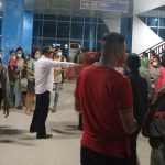 Mewakili Bupati Joune Ganda, Dishub Minut Layani Kedatangan Pengungsi Dari Tagulandang