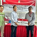 Walikota Caroll Senduk Serahkan 186 Penerima Manfaat Mendapatkan Bantuan Atensi Kemensos RI
