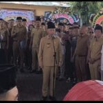 Pj Bupati Bolmong dr Jusnan Mokoginta Lepas Jenazah Mantan Bupati Salihi Mokodongan Peristirahatan Terakhir