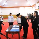 Pj Wali Kota Abdullah Mokoginta Lantik 15 Penjabat Fungsional Pemkot Kotamobagu