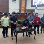 Fraksi-Fraksi Di DPRD Sulut Setujui Ranperda Pelayanan Pemda Dalam Penyelenggaraan Ibadah Haji Dibahas