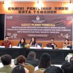 KPU Tomohon Gelar Rapat Pleno Rekapitulasi DPS Tingkat Kota