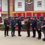 Gubernur Hadiri Rapat Paripurna Pengambilan Keputusan Ranperda Perubahan APBD T.A 2024
