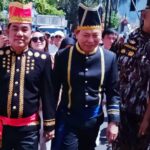 Dikawal Ratusan Pendukung, Paslon YSK Dan VM Daftar Di KPU Sulut