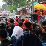 Meski Diguyur Hujan Ribuan Pendukung Setia Kawal NK-STA Daftar ke KPU