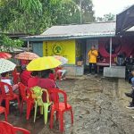 Warga Girian Atas Rela Bertahan Dengar Orasi GM-WIN Kendati Hujan Deras